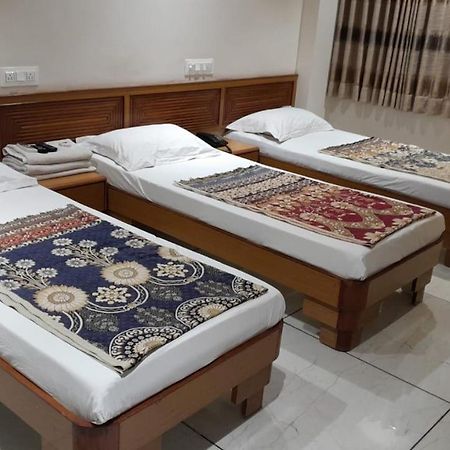 Hotel Ankit Virpur Экстерьер фото